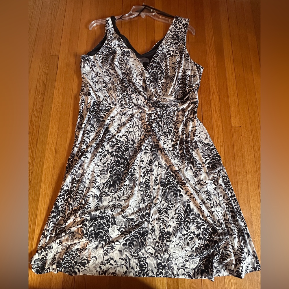 Donna Ricco Black and White Watercolor V-Neck Sleeveless Dress, Size 18W, NWOT